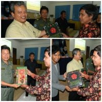 Penyerahan Kenang Kenangan 200x200